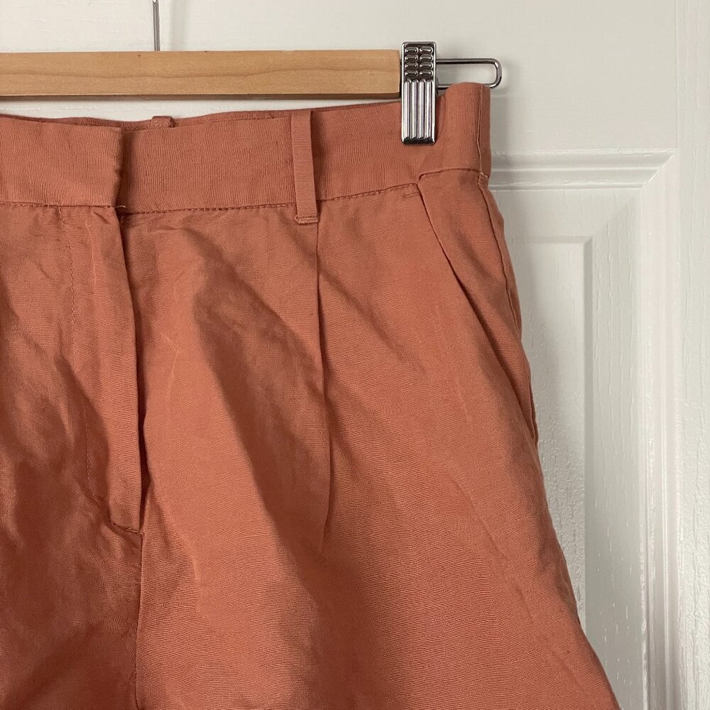 H&M Women's High-Waist Shorts in Terracotta